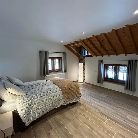 Au Vieux Nid, Circuit De Francorchamps Holiday home Stavelot